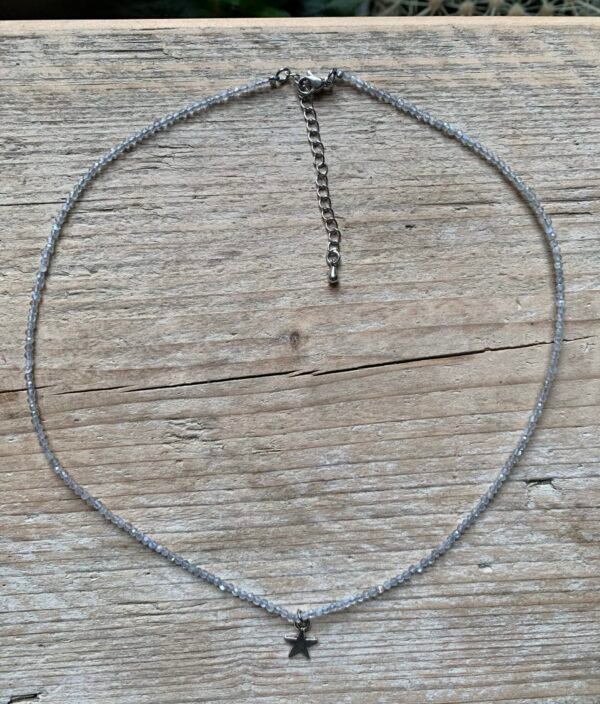 Collier en pierres naturelles Labradorite pendentif étoile