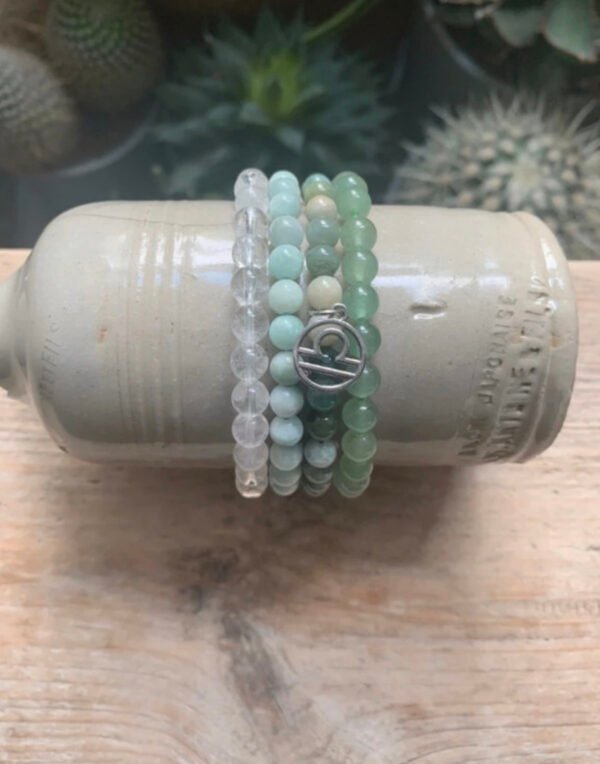 Manchette de 4 bracelets en pierres naturelles Natives de la Balance – Image 2