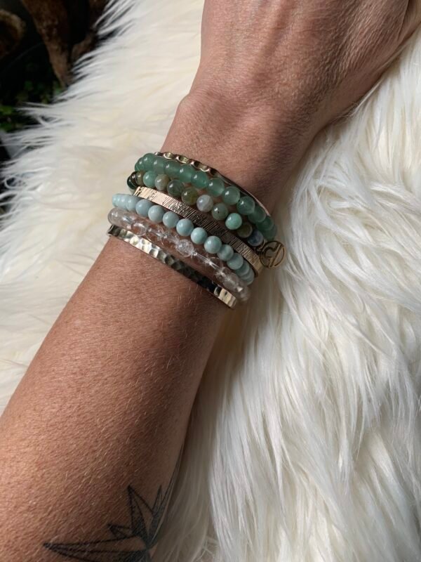 Manchette de 4 bracelets en pierres naturelles Natives de la Balance – Image 5