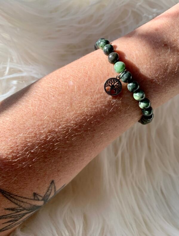 Bracelets en pierres naturelles Diopside et son arbre de vie argenté – Image 6
